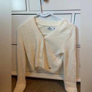 Hollister cropped sweater